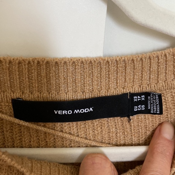 Vero Moda soft sweater, size XS - Picture 3 of 3